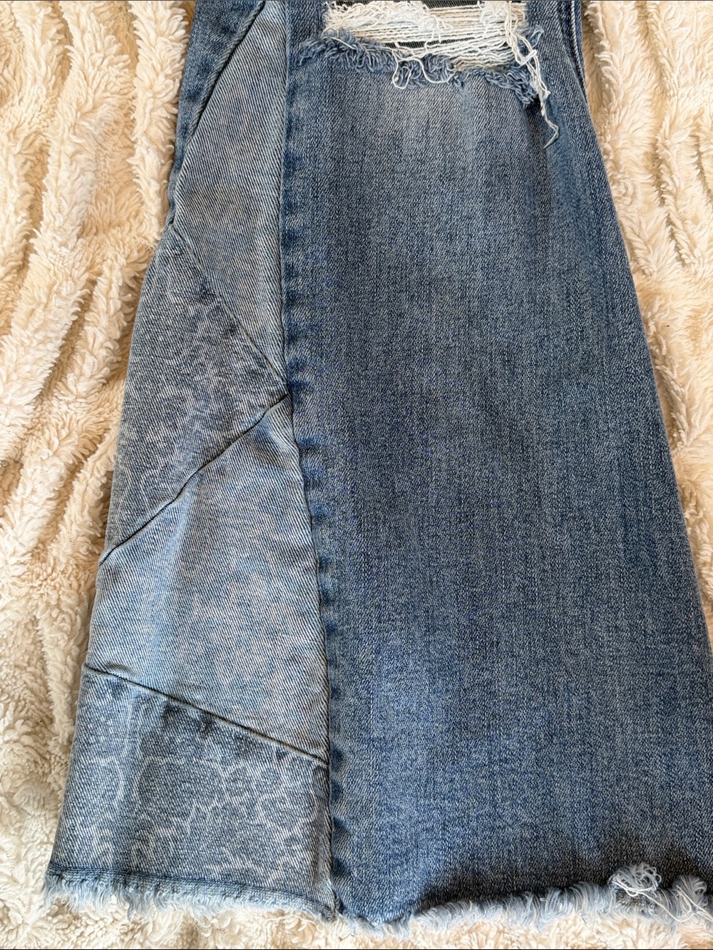 bridge by gly Distressed Bell Bottom Jeans with design 30x29 - Picture 8 of 16
